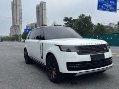 Land Rover Range Rover 2023 3.0 L6 400PS Prestige Seven-Seat Extended Wheelbase - ფოტო 3