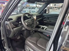 Land Rover Defender 110 3.0T P400 X-Dynamic HSE - ფოტო 3