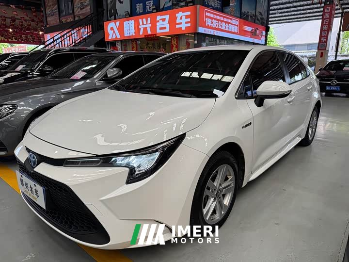 Toyota Corolla Hybrid 1.8H E-CVT Base - ავტომობილი ჩინეთიდან