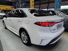 Toyota Corolla Hybrid 1.8H E-CVT Base - ფოტო 4