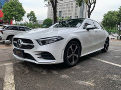 Mercedes-Benz A-Class 2022 Facelift A 200 L Sport Sedan Fashion Edition - ფოტო 1