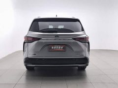 Toyota Sienna 2021 2.5L Hybrid Premium Edition - ფოტო 4