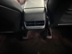 Tesla Model Y Rear-Wheel Drive - ფოტო 11