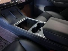 Tesla Model Y Rear-Wheel Drive - ფოტო 6