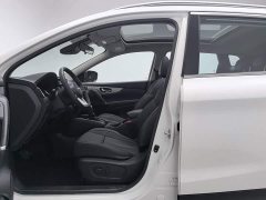 Nissan Qashqai 2.0L CVT Luxury - ფოტო 10