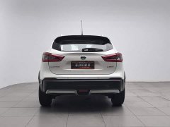 Nissan Qashqai 2.0L CVT Luxury - ფოტო 4