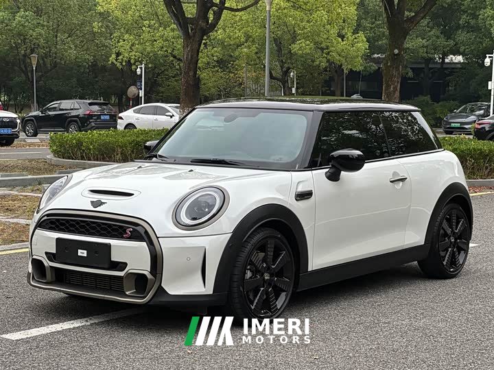 BMW MINI 2.0T COOPER S King's Cross Special Edition - ავტომობილი ჩინეთიდან