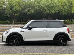 BMW MINI 2.0T COOPER S King's Cross Special Edition - ფოტო 4