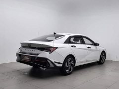 Hyundai Elantra 1.5L CVT Luxury - ფოტო 2