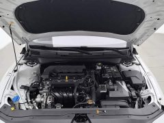 Hyundai Elantra 1.5L CVT Luxury - ფოტო 6