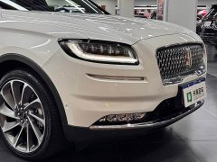 Lincoln Nautilus 2.7T AWD Edition - ფოტო 12