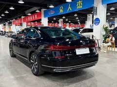 Volkswagen Passat 330TSI Elite - ფოტო 9