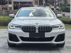 BMW 5 Series 530Li Premier M Sport Package - ფოტო 3