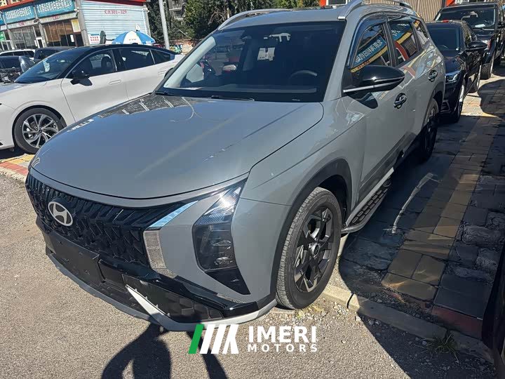 Hyundai ix35 2.0L Premium EditionLUX - ავტომობილი ჩინეთიდან