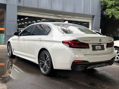 BMW 5 Series 530Li Premier M Sport Package - ფოტო 4