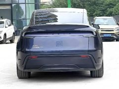 Tesla Model Y Long Range All-Wheel Drive - ფოტო 7