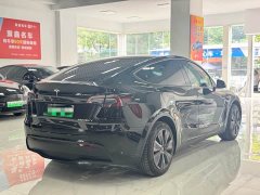 Tesla Model Y 2022 Rear-Wheel Drive - ფოტო 12