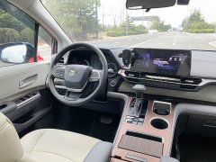 Toyota Sienna 2024 2.5L Hybrid Comfort Edition - ფოტო 18