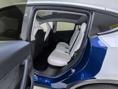Tesla Model Y Rear-Wheel Drive - ფოტო 9