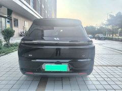Li Auto Ideal L8 Air - ფოტო 5