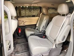 Toyota Sienna 2021 2.5L Hybrid Luxury - ფოტო 14