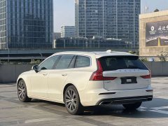 Volvo V60 B5 Luxury Edition - ფოტო 4