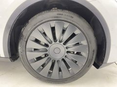 Tesla Model Y Standard Range RWD - ფოტო 11