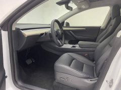 Tesla Model Y Standard Range RWD - ფოტო 17