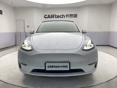 Tesla Model Y Standard Range RWD - ფოტო 3