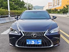 Lexus ES 200 Premium Edition - ფოტო 2