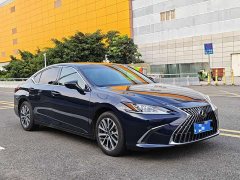 Lexus ES 200 Premium Edition - ფოტო 3