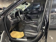 Toyota Highlander 2022 380T AWD Premium 7-Seater - ფოტო 2