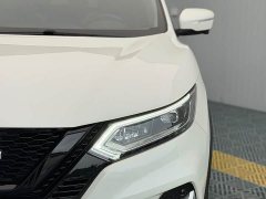 Nissan Qashqai 2.0L CVT XV Premium Luxury - ფოტო 8
