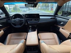 Lexus ES 2022 300h Excellence Edition - ფოტო 9