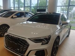 Audi A3 Facelift Sportback 35 TFSI Fashion Sport - ფოტო 1