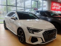 Audi A3 Facelift Sportback 35 TFSI Fashion Sport - ფოტო 3
