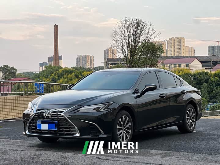Lexus ES 200 Premium Edition - ავტომობილი ჩინეთიდან