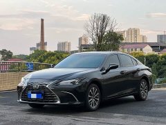 Lexus ES 200 Premium Edition - ფოტო 1