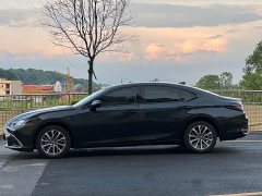 Lexus ES 200 Premium Edition - ფოტო 3