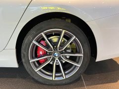 BMW 3 Series 325Li M Sport Package - ფოტო 15