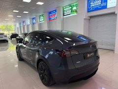 Tesla Model Y Long Range All-Wheel Drive - ფოტო 4