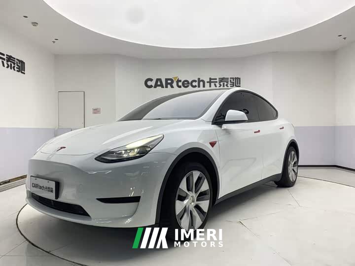 Tesla Model Y Facelift Rear-Wheel Drive