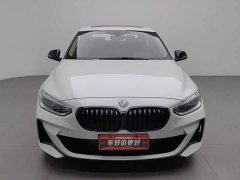 BMW 1 Series 120i M Sport Night Edition - ფოტო 3