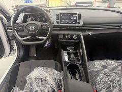 Hyundai Elantra 2023 1.5L CVT GLS Leading Edition - ფოტო 14