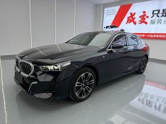 BMW 5 Series 525Li M Sport Package - ფოტო 1