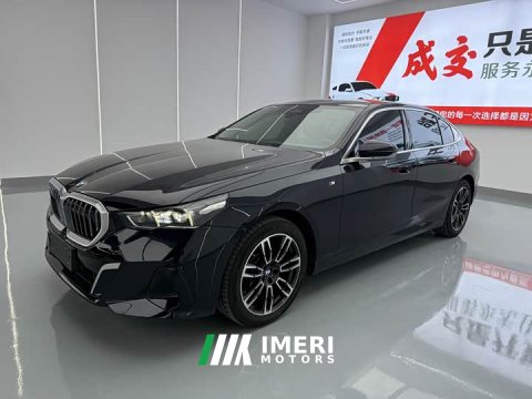 2025 BMW 5 Series 525Li M Sport Package - ავტომობილი ჩინეთიდან