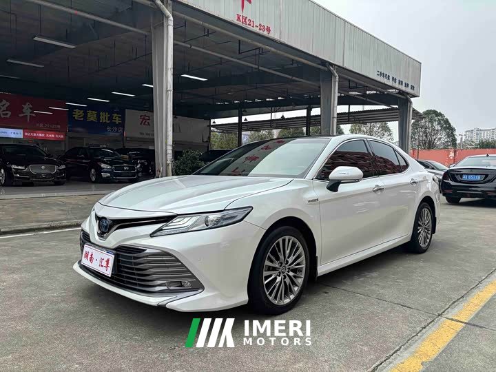 Toyota Camry Hybrid Luxury - ავტომობილი ჩინეთიდან