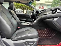 Toyota Camry Hybrid Luxury - ფოტო 11