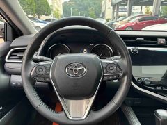 Toyota Camry Hybrid Luxury - ფოტო 7