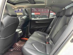 Toyota Camry Hybrid Luxury - ფოტო 9